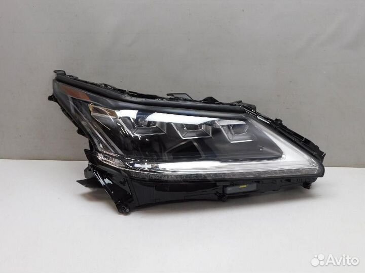 Фара правая Lexus LX570