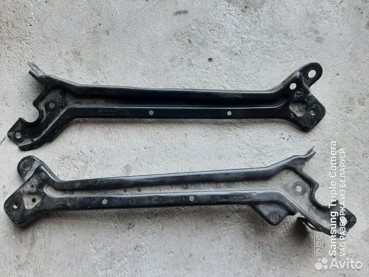 Кронштейн телевизора верхний skoda superb 3