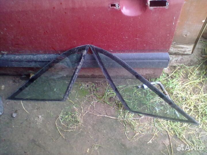 Ауди 80 B3 Задние стёкла 2шт