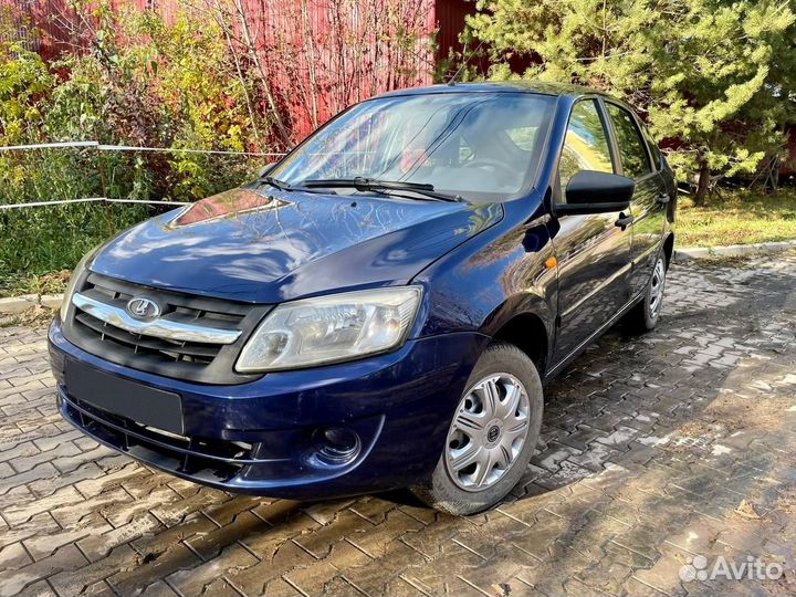 LADA Granta 1.6 МТ, 2015, 140 000 км