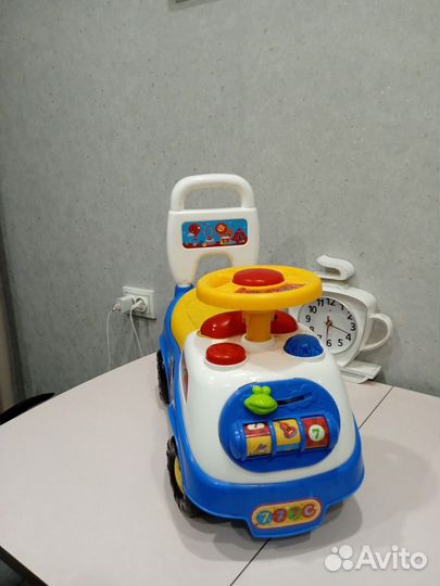 Детская машинка каталка