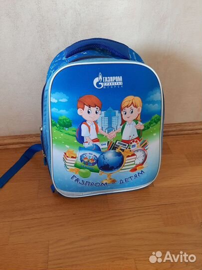 Школьный рюкзак