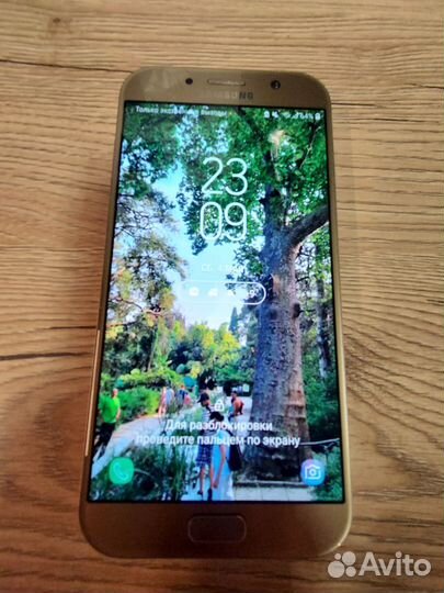 Samsung Galaxy A7 (2017) SM-A720F/DS, 3/32 ГБ