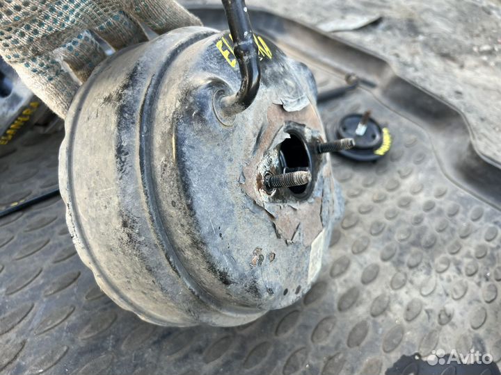 Ваккумный усилитель тормозов Huyndai Elantra XD