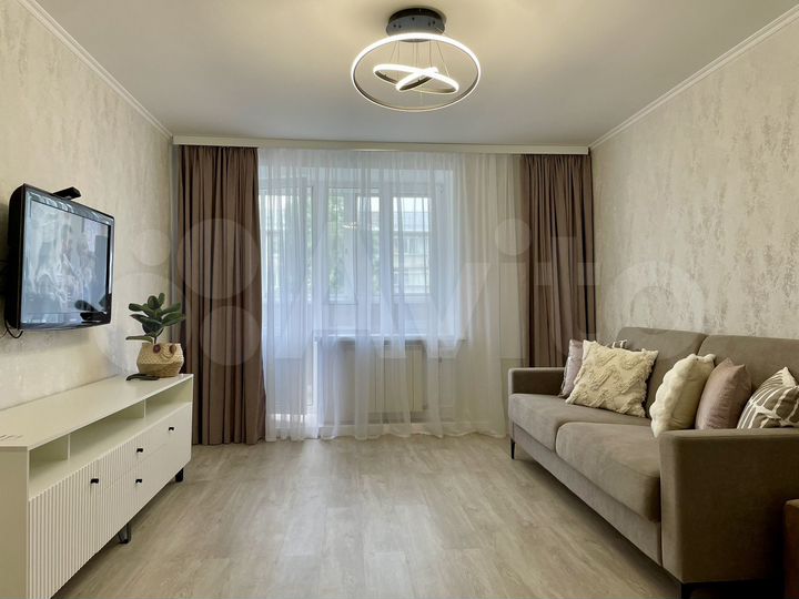 2-к. квартира, 50 м², 3/5 эт.