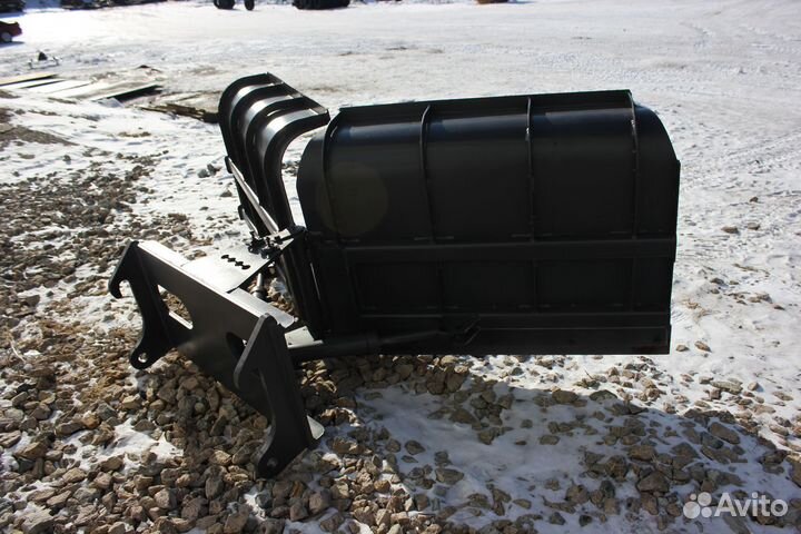 Отвал бабочка большой, ширина 2700мм, высота 1000м