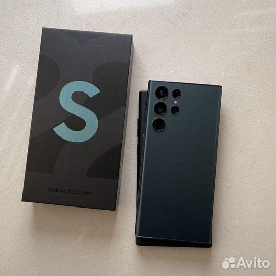 Samsung Galaxy S22 Ultra, 8/128 ГБ