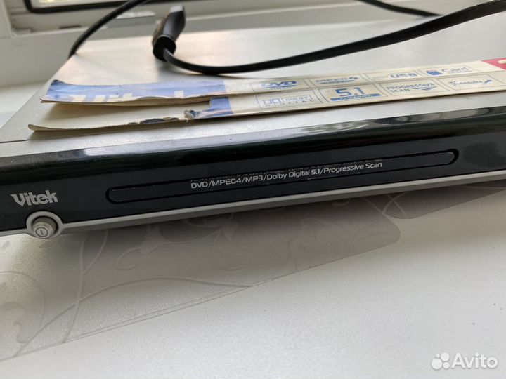 DVD плеер Vitek VT-4076 SR с караоке