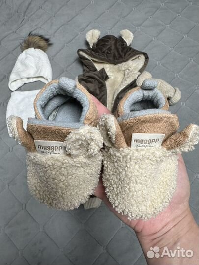 Комбинезон, шапочка и снуд, пинетки теплые