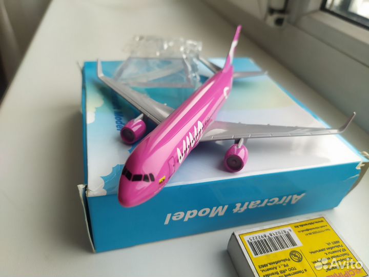 Модель самолета Боинг 777