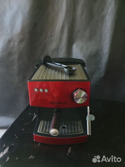 Кофемашина рожковая Polaris PCM 1528AE Adore Crema