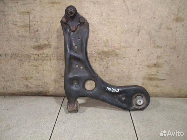 Рычаг передний правый VW Polo Sedan