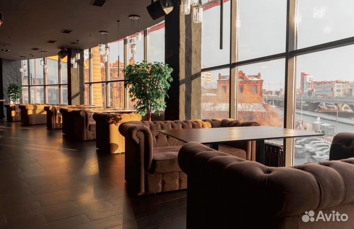 Диваны Честер для лаунж бара 113