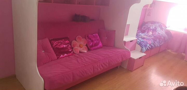 Двухъярусная кровать детская