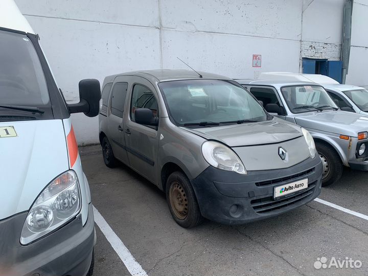 Renault Kangoo цельнометаллический, 2011