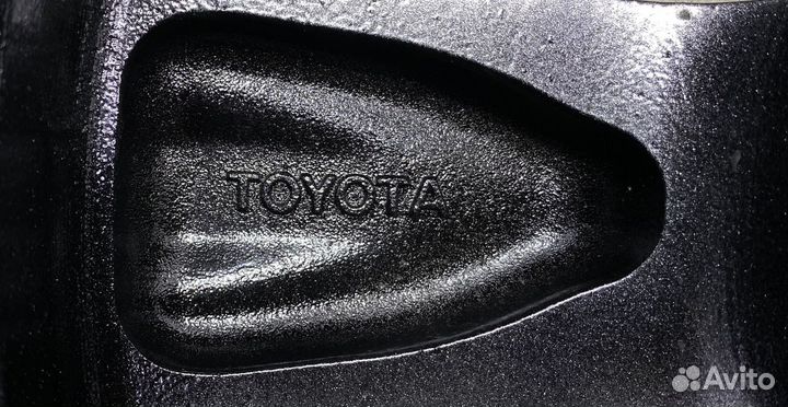 Lexus Toyota без пробега по РФ R17 5/114.3 цо 60.1