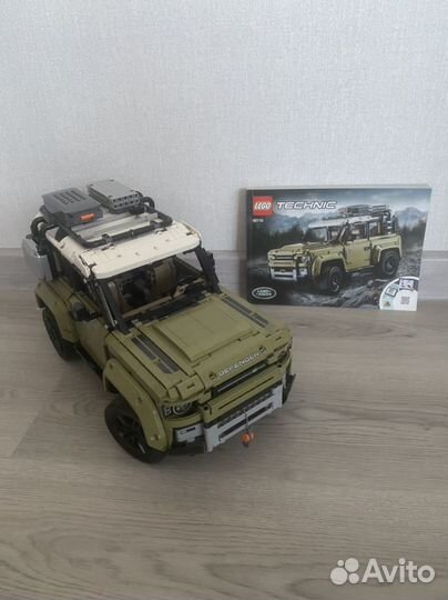 Lego technic LR Defender 42110 и Rally Car 42077