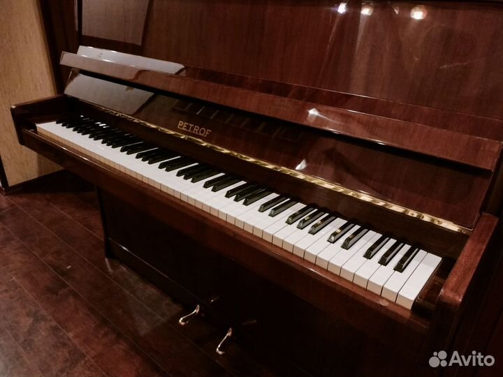Пианино Petroff