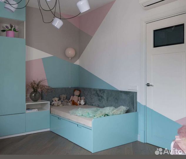 Шкаф и кровать в детскую