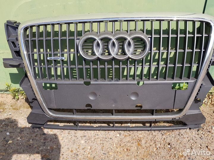 Решетка радиатора audi q5