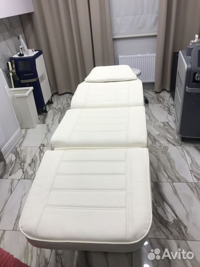 Перетяжка мягкой мебели