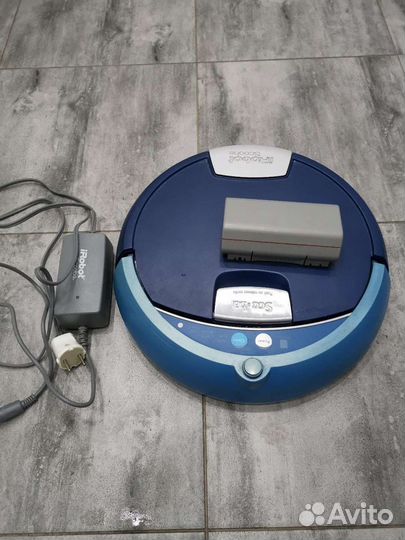 Моющий робот пылесос Irobot Scooba