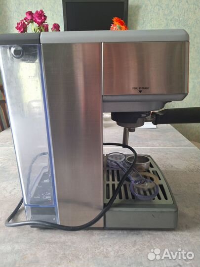 Кофеварка рожковая Bork