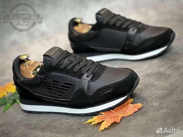 Кроссовки мужские 42 размер новые Armani