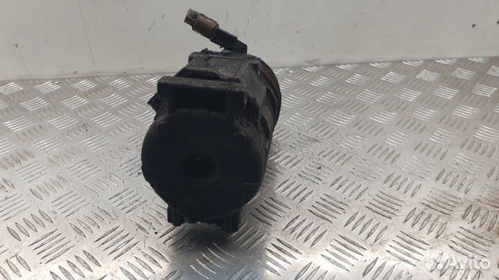 Компрессор кондиционера Mitsubishi Chariot Grandis