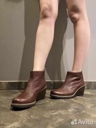 Полусапожки ecco 38