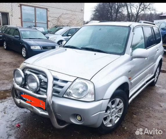 Сузуки Гранд Витара 98-2005г на запчасти