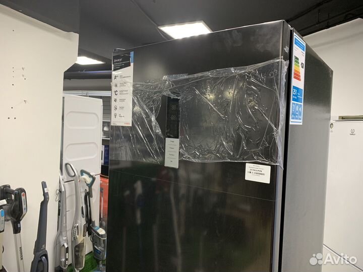 Холодильник Thomson новый