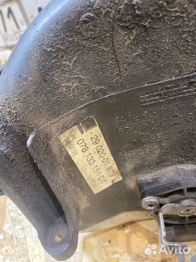 Впускной коллектор Skoda Superb 2.8 2002