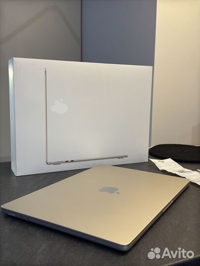 Apple MacBook Air 15 M3 8/256 gb