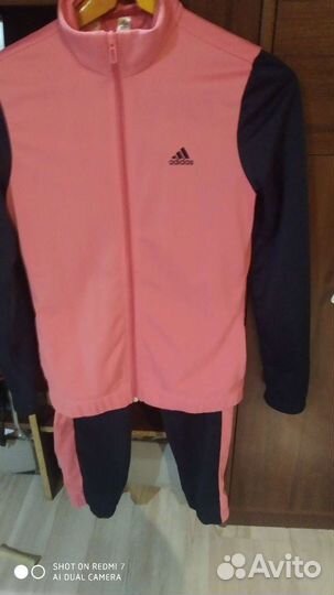 Спортивный костюм adidas для девочек