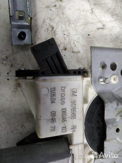 Стеклоподъемник передний правый Opel Vectra C