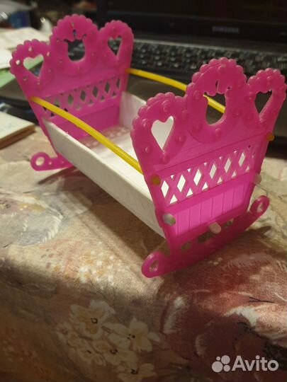 Кроватка игрушечная