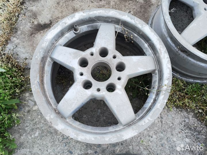 Диски литые на BMW 5 e34