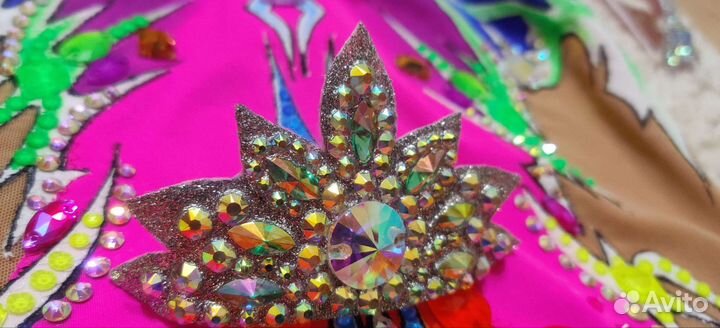 Украшение на пучок, корона на голову