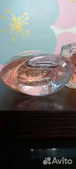 Туалетная и парфюмерная вода женская