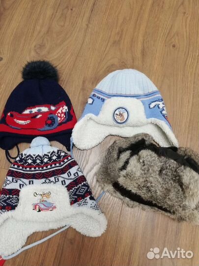 Шапки на мальчика новые, б/у