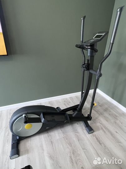 Эллиптический тренажер torneo