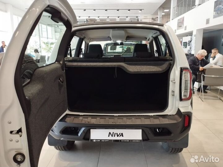 ВАЗ Niva Travel 1.7 МТ, 2024