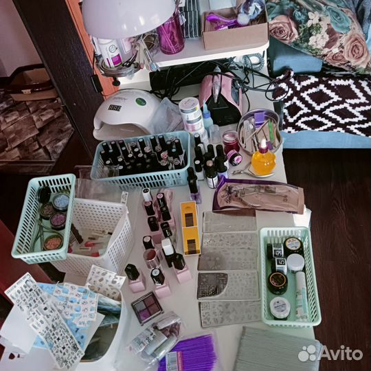 Продам все для маникюра