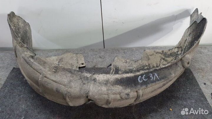 Подкрылок задний левый Volkswagen Passat Cc 358