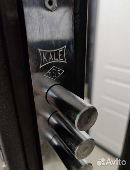 Входные двери (склад ) металл