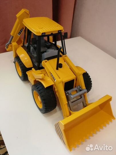 Экскаватор погрузчик jcb 4cx