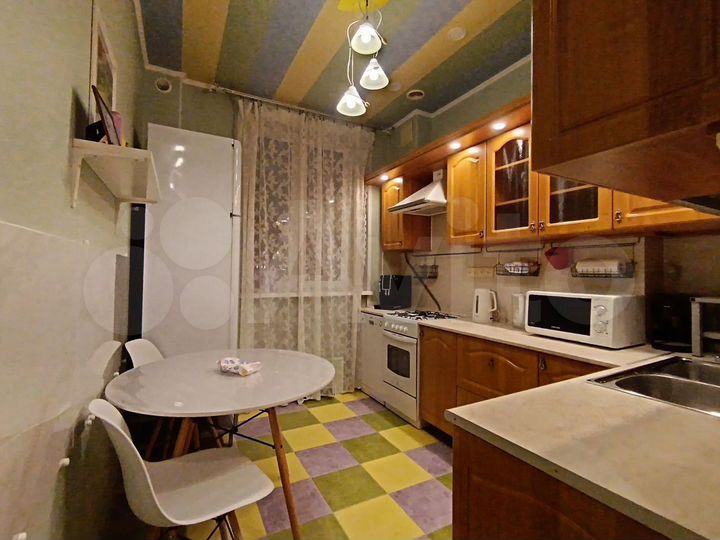 2-к. квартира, 55 м², 3/8 эт.