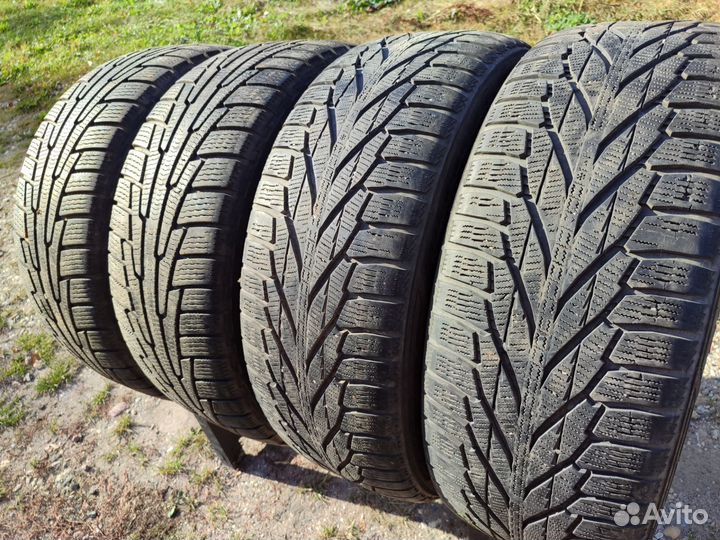 Nokian Tyres Hakkapeliitta R2 SUV 235/55 R18