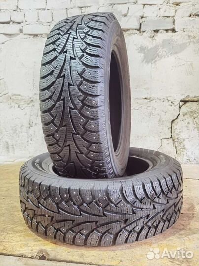 Hankook Winter I'Pike 215/65 R17 98T